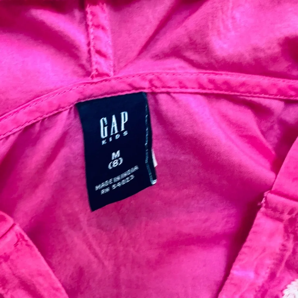 GapKids adorable pink top! Size 8